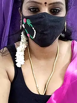 Snapshot of yoga-mithraa chatting on 11-05-25, 04:32 yoga-mithraa online show from 11-05-25, 04:32