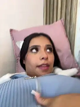 Snapshot of Dhapn_Lennox chatting on 02-23-26, 03:52 Dhapn Lennox online show from 02-23-26, 03:52