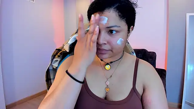 Dakota Mars online show from 04-14-26, 03:50