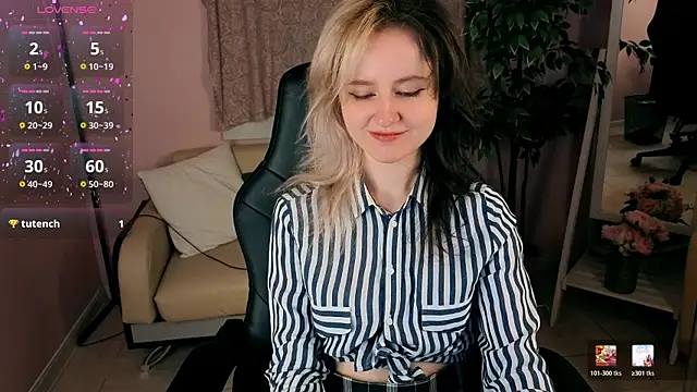 girl next doorr online show from 07-18-26, 01:20