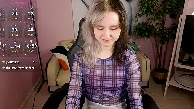 girl next doorr online show from 06-07-26, 12:54