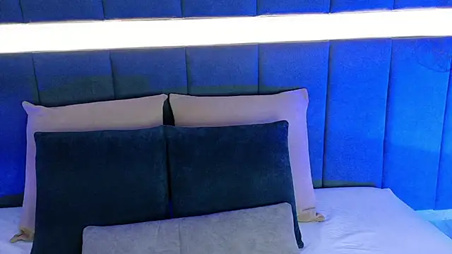 Adaa Stone online show from 10-24-25, 04:00