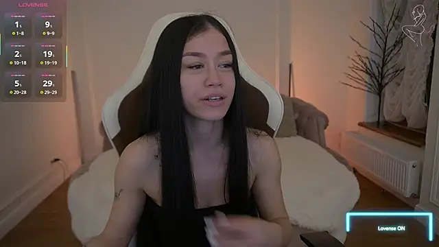 FataleNellie online show from 04-28-26, 08:57