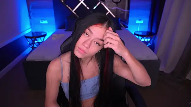 FataleNellie online show from 10-22-25, 08:52