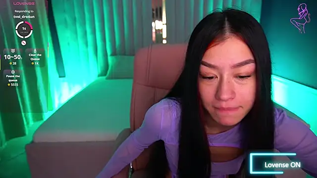 FataleNellie online show from 11-21-25, 09:58