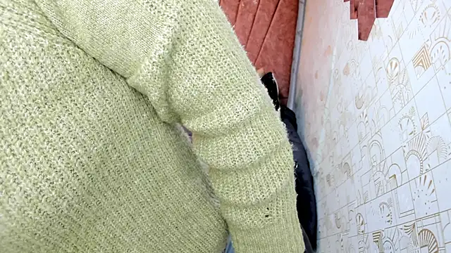 Lia Blake  online show from 12-17-25, 12:43