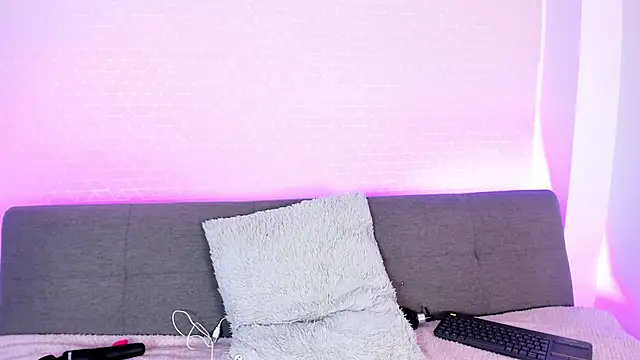 missweetpeach online show from 12-01-25, 09:15