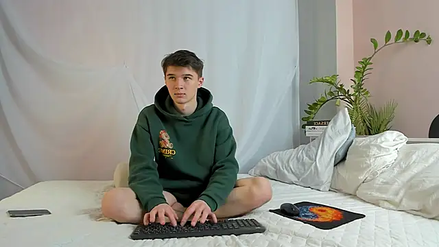 SherlockMax online show from 03-29-26, 04:36