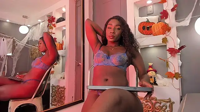 Snapshot of ZoeMorettii_ chatting on 10-14-25, 07:47 ZoeMorettii  online show from 10-14-25, 07:47