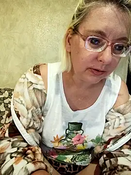 VikaKing online show from 05-13-26, 12:12