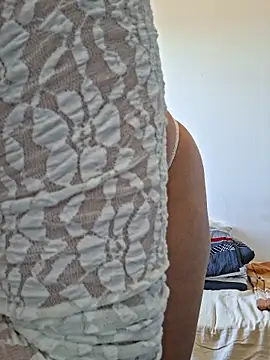 Snapshot of VikaKing chatting on 12-17-25, 10:31 VikaKing online show from 12-17-25, 10:31