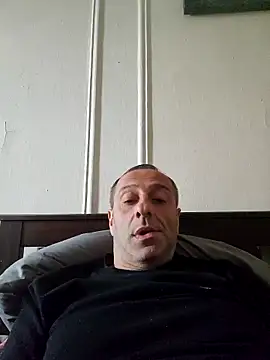 Snapshot of NY-DuDu chatting on 02-15-26, 03:44 NY-DuDu online show from 02-15-26, 03:44