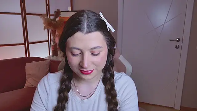 Queen Michelle  online show from 01-13-26, 09:08