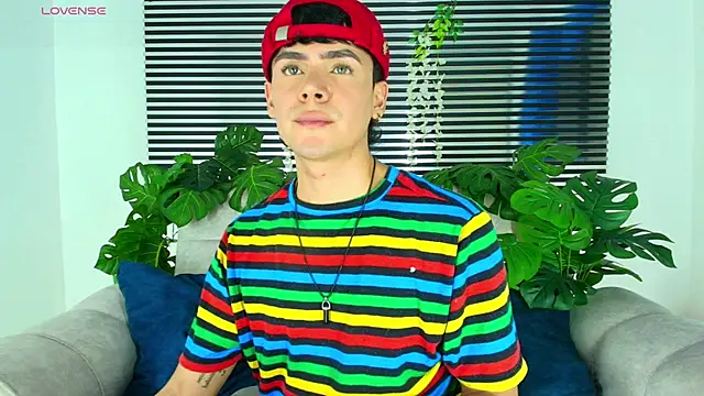 CamiiGuzmanX online show from 03-02-26, 09:44