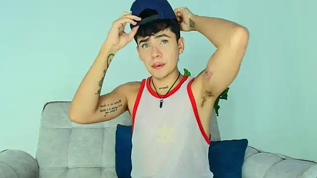 CamiiGuzmanX online show from 09-28-25, 09:22