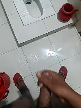 Snapshot of obin112233 chatting on 02-16-26, 06:28 obin112233 online show from 02-16-26, 06:28