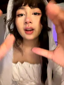 Snapshot of kaori_77 chatting on 10-12-25, 04:14 kaori 77 online show from 10-12-25, 04:14