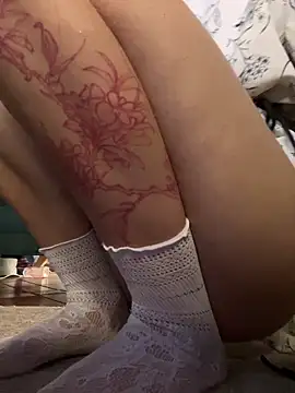 Snapshot of kaori_77 chatting on 02-04-26, 02:50 kaori 77 online show from 02-04-26, 02:50