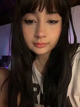 Snapshot of kaori_77 chatting on 09-29-25, 04:41 kaori 77 online show from 09-29-25, 04:41
