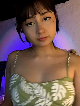 Snapshot of kaori_77 chatting on 09-21-25, 03:11 kaori 77 online show from 09-21-25, 03:11