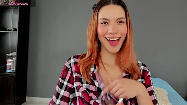 AntonellaaRossii online show from 09-15-25, 01:44