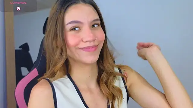 AntonellaaRossii online show from 07-17-26, 12:57