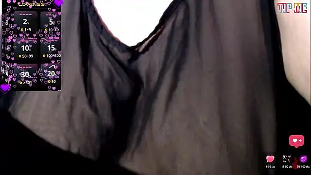 Curvy Mommy online show from 11-21-25, 09:47