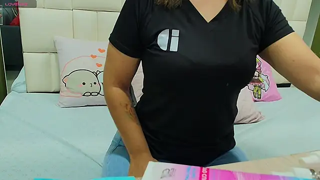 gisell gomez online show from 10-15-25, 12:24