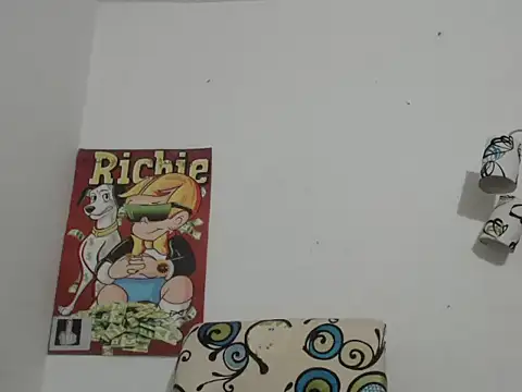 Thomasjons  online show from 10-22-25, 01:27