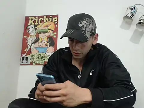 Thomasjons  online show from 10-10-25, 03:18