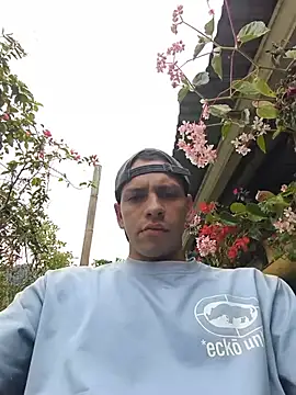 Thomasjons  online show from 05-19-26, 04:25