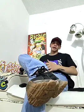 Thomasjons  online show from 02-08-26, 02:53