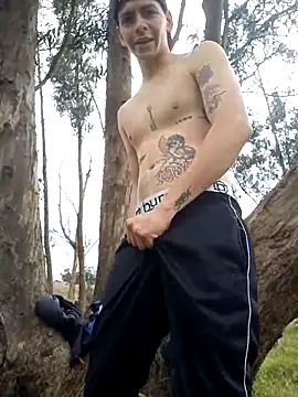 Thomasjons  online show from 11-26-25, 02:39