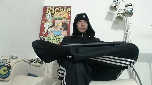 Thomasjons  online show from 11-18-25, 09:12