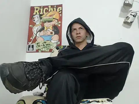 Thomasjons  online show from 10-21-25, 01:16