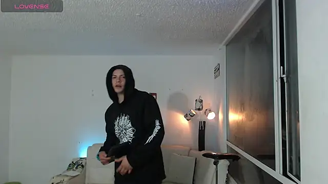 Thomasjons  online show from 04-18-26, 04:26