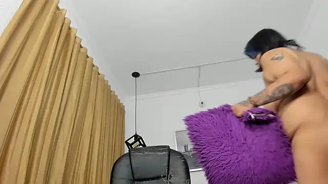 Karol c31 online show from 10-30-25, 02:21