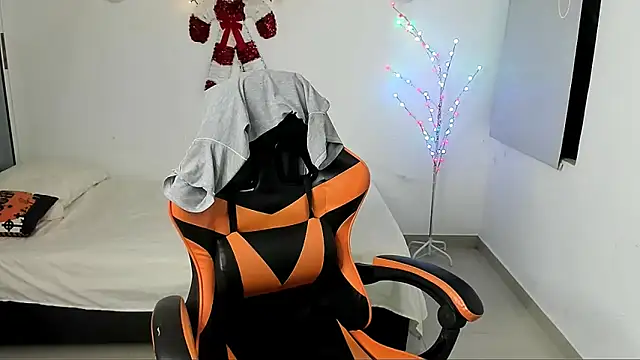 jeanfran ferrer online show from 11-26-25, 07:14