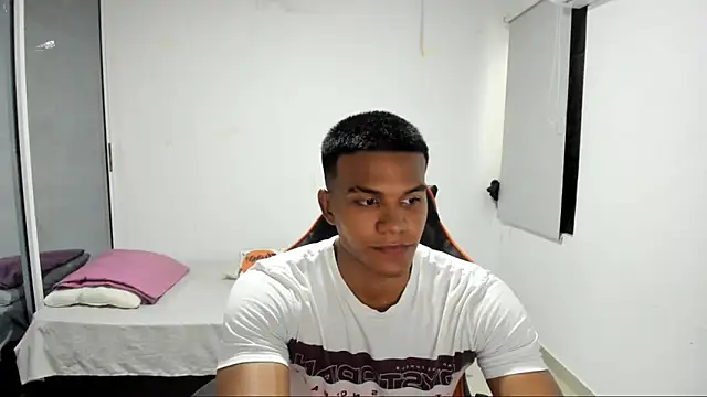 jeanfran ferrer online show from 11-20-25, 07:36