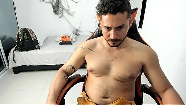 ashlan king online show from 11-17-25, 02:48