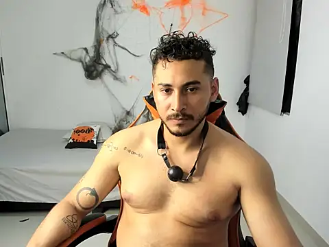 ashlan king online show from 11-14-25, 02:26