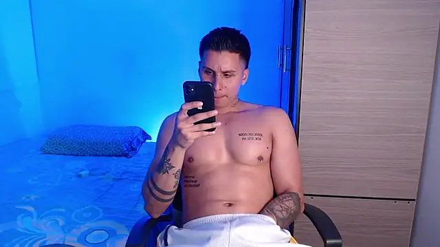 valentinosex1 online show from 11-30-25, 10:32