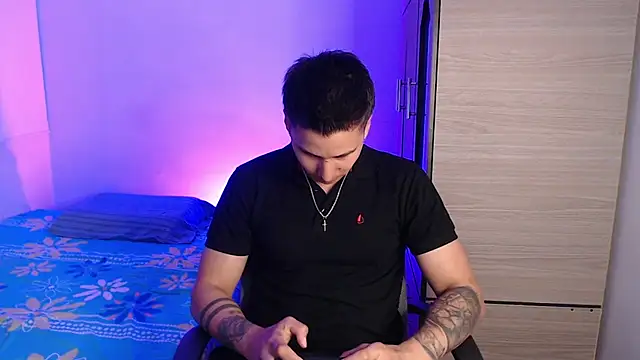 valentinosex1 online show from 11-06-25, 08:24