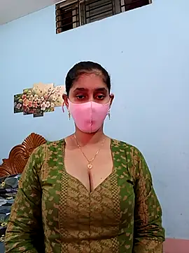 Cute Faria online show from 11-29-25, 03:17