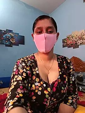 Cute Faria online show from 05-18-26, 12:55