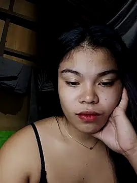 Snapshot of cloe_candy19 chatting on 09-27-25, 10:32 cloe candy19 online show from 09-27-25, 10:32