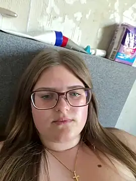 CurvyPaar2 online show from 04-23-26, 03:46