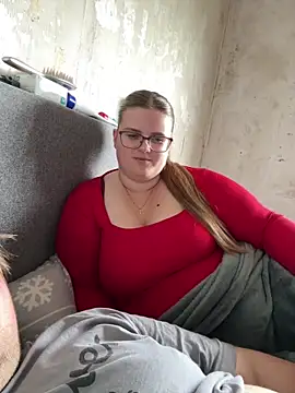 CurvyPaar2 online show from 04-20-26, 02:18