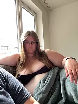 CurvyPaar2 online show from 05-14-26, 02:03