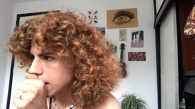 Snapshot of camille_delrey chatting on 02-13-26, 02:06 camille delrey online show from 02-13-26, 02:06